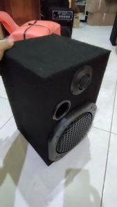 Speaker Pasif Kotak 6 Inch: Speaker Audio Berkualitas Tinggi untuk Sistem Home Theater