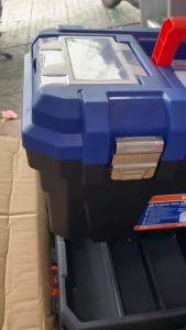 Hộp đựng dụng cụ 16 và 19" khóa kim loại WADFOW WTB3319 - WTB3316