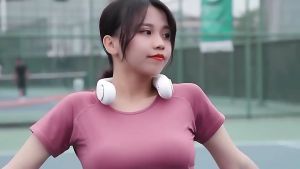 พัดลมคล้องคอ พัดลมพกพา พัดลมไร้สาย ความแรงลม 3 ระดับ มีแบทสำหรับ 3 ระดับแบบ ชาร์จแบบได้