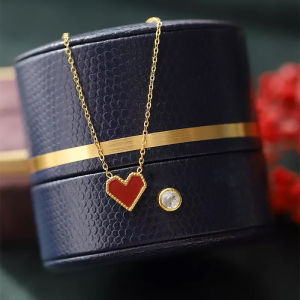 BESFOME 18K Gold Plated Titanium Steel Red Love Heart สร้อยคอ Simple Sweet Heart จี้ Clavicle Chain สร้อยคอต่างหูชุดเครื่องประดับ Female