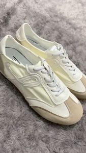 Sepatu Koleksi Sport olahraga wanita sneakers kekinian terbaru 331