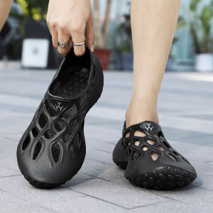 Mens Summer Outdoor Full Coverage Clog Shoes Beach Sandals Anti-Slip Coconut Hole Shoes Comfortable Walking Water Shoes