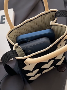 JS SHOP 1pc Knitted Mini Mobile Phone Bag Sweet Love Checkerboard Design Shoulder Handbag Korean Version Female