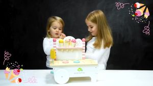 Tender Leaf Toys ของเล่นไม้ รถเข็นไอติม Ice Cream Cart - บทบาทสมมติ ของเล่นบทบาทสมมติ