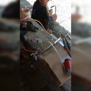 Klakson Angin 1 Corong Untuk Mobil 12 Volt & Truk 24 Volt Komplit Dinamo Elektrik Premium
