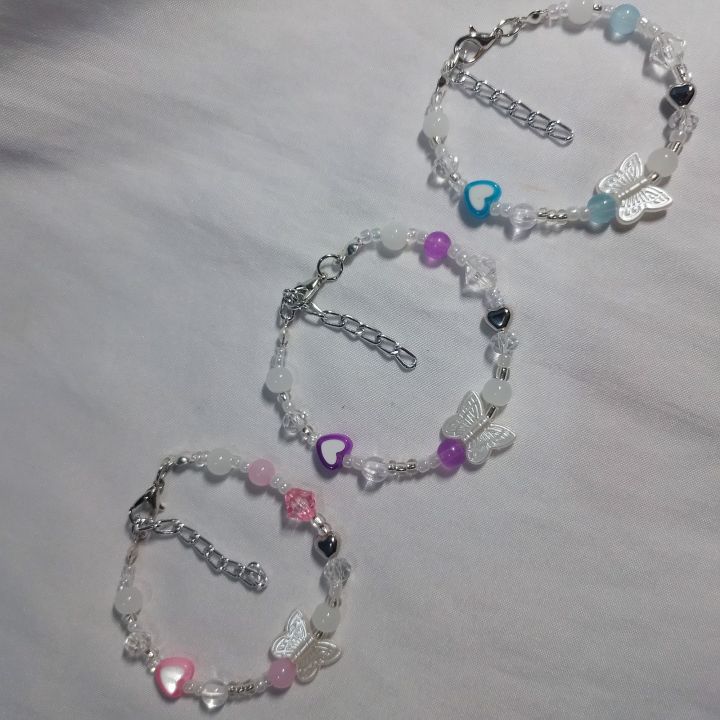 Gelang%20Manik%20Kupu-kupu/Butterfly%20Edition%20Beads%20Bracelet%20-%20Image%204