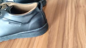 Kuzatura Sepatu Pria Hitam Polos Sneakers Formal Keren Pantofel Kuliah Sekolah Hangout Kerja 046