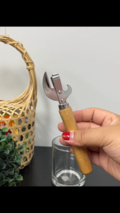 Marino ที่เปิดขวด ที่เปิดฝาขวด ด้ามไม้ No.Y2135