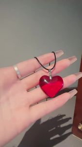 Vòng Cổ Mặt Dây Chuyền Trái Tim Màu Đỏ Dành Cho Phụ Nữ Với Dây Da Màu Đen Dây Chuyền Thủy Tinh Pha Lê Y2K Món Quà Trang Sức Thời Trang