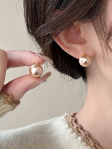 Champagne Gold Pearl Earrings Womens Luxury Minimalist Design High-End Pure Silver Ear Jewelry Elegant Versatile Stud Earrings