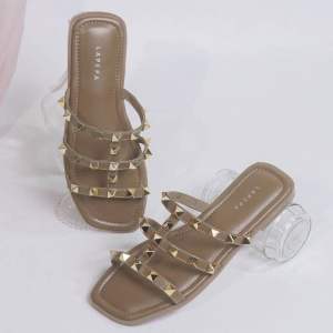 SANDAL LAPEPA LAUREN Sendal Wanita Teplek Flat Casual Model Duri Kristal Premium Official Store