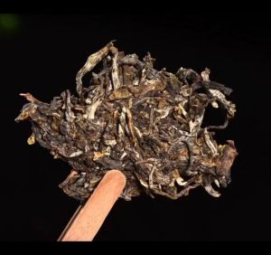 ชาผู่เอ๋อร์ ผู่เอ๋อร์ข้าวเหนียว ขนาด 100 กรัม - ฺBY เสี่ยโปร