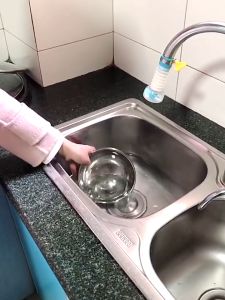 Portable Folding Water Spoon Large Handle Ladle Collapsible Multipurpose Silicone Scoop Kitchen Space Saving Bathroom