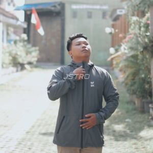 Jstro Jaket Running Pria Bahan Mayer Abu