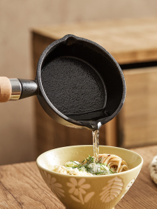 YOGEHOME | Mini Cast Iron Non-Stick Skillet for Frying Dumplings and Pouring Oil