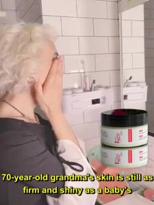 Krim Anti Kerut Retinol Emas: Meningkatkan Kekencangan & Menghilangkan Kerutan