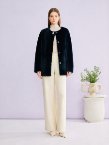 Leather and Fur Integrated Coat Round Collar