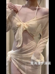 ชุดว่ายน้ําบิกินี่ เซ็กซี่ สีขาว แฟชั่นฤดูร้อน ชุดว่ายน้ำสี่ชิ้น bikini 2382 2560