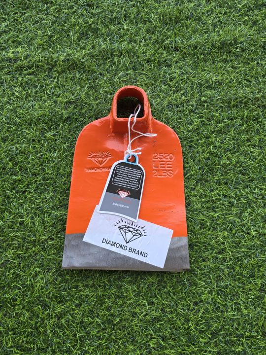 จอบขุดดิน ตราเพชร เหล็กกล้าแท้ คมกว้าง 6.5 นิ้ว