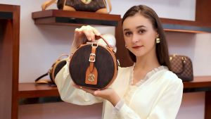 กระเป๋าทรงนาฬิกา LK (LK44)