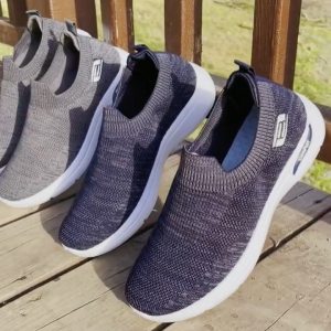 New Fashion Men's Shoes: Lightweight & Breathable Mesh Sports Shoes