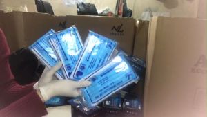 Combo Khẩu Trang Y Tế CHÍNH HÃNG Than Hoạt Tính 4 lớp CHÍNH HÃNG AMI Màu Đen (50 chiếc /1 hộp)