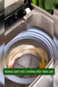 Bóng giặt silicon mềm chống rối làm thẳng quần áo tiện dụng ( 1 quả )