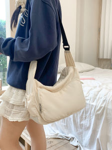 Japanese Style Simple Waterproof Nylon Cloth Parka Sports Dumpling Bag Men and Women 2024 New Arrival Large Capacity Shoulder Messenger Bag