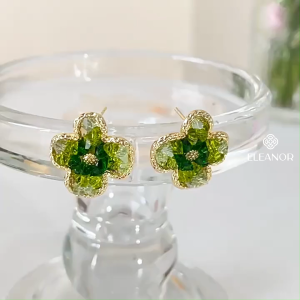 Bông tai nữ chuôi bạc 925 Eleanor Accessories hình hoa đính đá phụ kiện trang sức khuyên tai 9657