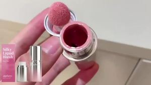 Liquid Blush Built-In Sponge Tip Cheek Tint Natural Long Lasting Liquid Blush Anti Smudge Powder Blusher for Daily Makeup