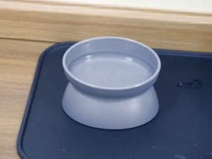 Large Capacity Pet Bowl Raised Oblique Mouth Cat Food Water Bowl 15°Tilt Neck Protective Dog Feeder Bekas Makanan Kucing