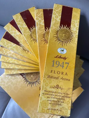 Nhang thơm Ấn độ Aroma 1947 loại tách hộp dùng thử