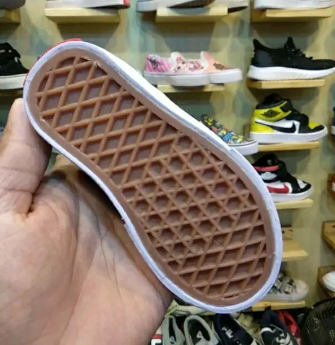 SEPATU%20ANAK%20SLIPON%20CATURDAN%20POLOSBISA%20COD%20DI%20TEMPAT%20-%20Image%205