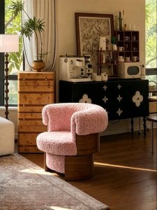 PURPLELEAF | Cream Fluffy Sheepskin Swivel Chair