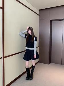 Spliced Fake Two Pieces Striped T-shirt
