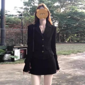 PEIZIXUAN | French Hepburn Style Black Dress Autumn 2026