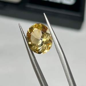 405C- ĐÁ CITRINE THẠCH ANH VÀNG THIÊN NHIÊN ( thông số trong ảnh chụp) 4.05 Carat