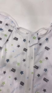 Nhộng chũn cho bé thông hơi mở tay KidsWorld Bunny giúp bé ngủ ngon giảm giật mình thoáng mát mềm mịn kháng khuẩn khoá 2 chiều tiện lợi