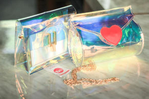 Tas Sling Bag Wanita: Tas Stylish & Multifungsi