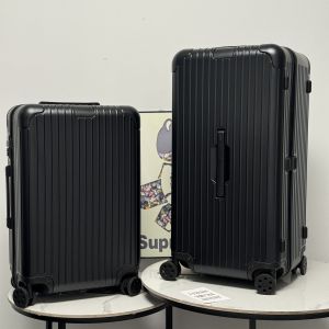 Ultra-Light Celebrity Womens Luggage 33 Inch Large Capacity Carry-On Suitcase with Four-Wheel Rotation And Password Lock