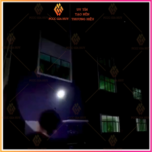 Đèn pin siêu sáng EFIRE-IPX5 đèn pin dùng trong pccc TT150chống nước