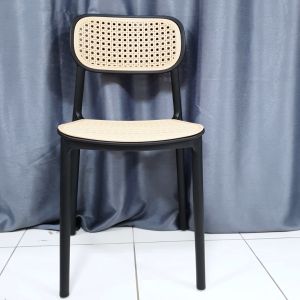 Kursi Plastik Kursi Belajar Model Rotan Kursi Santai Kursi Makan Aestetik Kursi Cafe Dengan Senderan