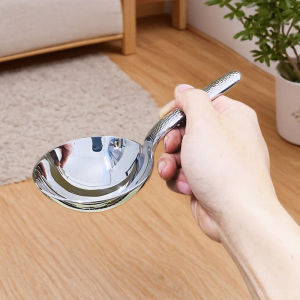 Large round 18-10 Stainless Steel Soup Spoon with Short Handle Hammered Design for Enjoying Soup And Noodles Home Use Handmade