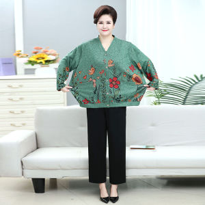 plus Size Spring Autumn Knitted Cardigan for Older Women Fashionable V-Neck Loose Fit Regular Sleeve Polyester Fiber 100%
