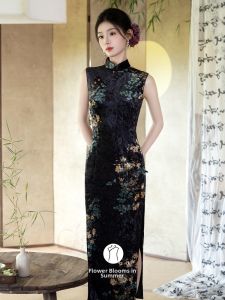 Elegant Retro Velvet Cheongsam Black