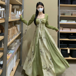 ชุดเดรสยาวผู้หญิงสไตล์จีนใหม่ ฤดูใบไม้ผลิและฤดูใบไม้ร่วง 2025 ชุดเดรสยาวทรงเอเอวสูงแขนยาวลายพิมพ์ผูกโบว์