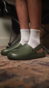 MULE Men Outdoor slippers Sports slippers non slip street trend fashion Comfortable and soft walking experience