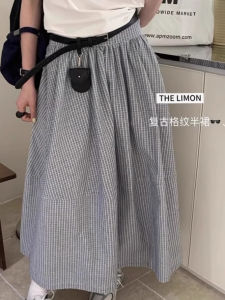 กระโปรงทรงเอเอวสูงลายสก็อตทรงเข้ารูป ทรงหลวม สไตล์เกาหลี กระโปรงทรงร่มสำหรับใส่ไปทำงานในช่วงฤดูร้อนปี 2025