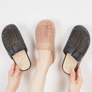 Dép Đế Trong Suốt Pha Lê Thời Trang Mùa Hè Cho Nữ Dép Đế Bằng PVC Chống Trượt Dép Đế Xuồng Mùa Hè Cho Phụ Nữ