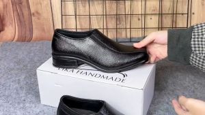 LIKA Maria - Sepatu Pantofel Kulit Wanita Formal Kerja Pdh Hitam Putih Hak 3 Cm